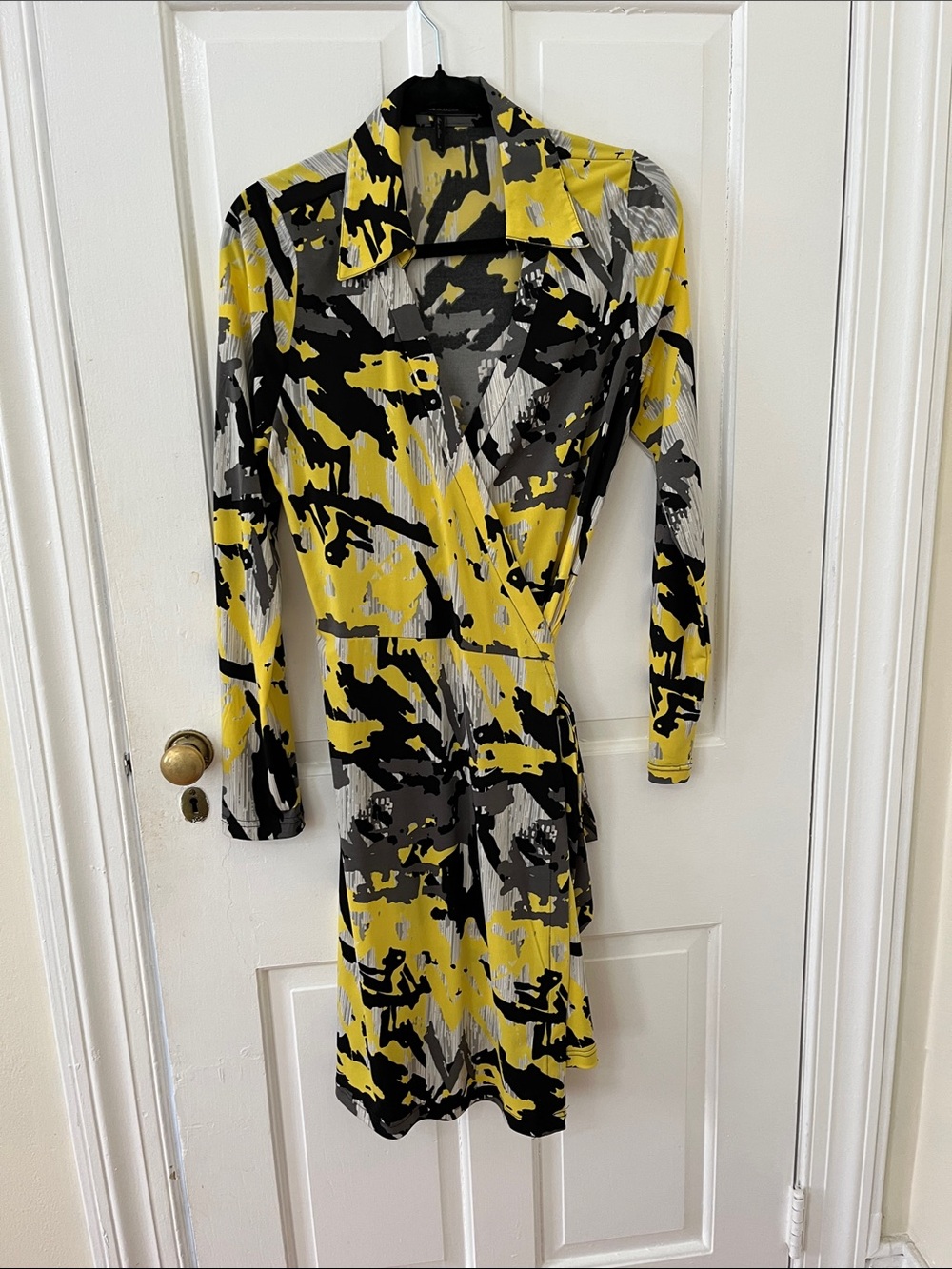 BCBGMaxAzria Yellow, Black & Gray Abstract Wrap Dress